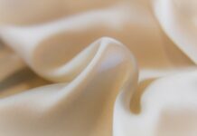 Co to za materiał satyna bawełnianą?