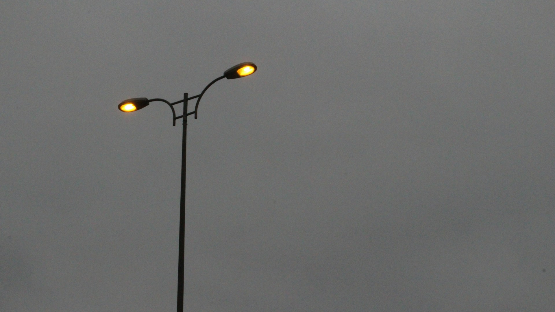 Jak wybrać nowoczesne oświetlenie przestrzeni publicznych